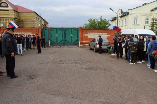Нурлатцы торжественно проводили новобранцев на срочную службу