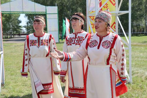 В Нурлате ярко и красочно встретили Уяв