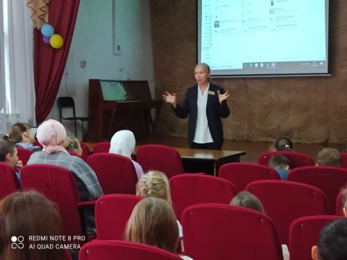 Дети в пришкольном лагере «Бригантина» повторили правила дорожного движения