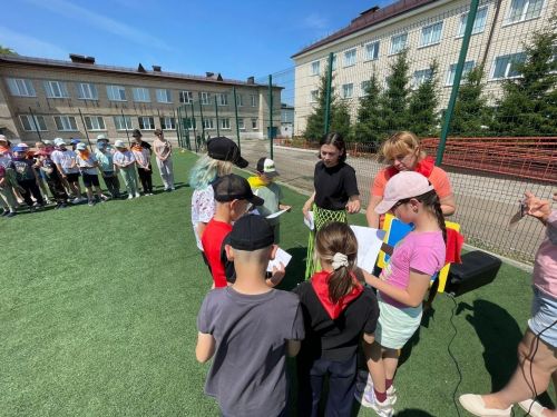 В пришкольных лагерях Нурлата проходят мероприятия по БДД