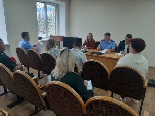 В Нурлате личный прием граждан провел природоохранный прокурор
