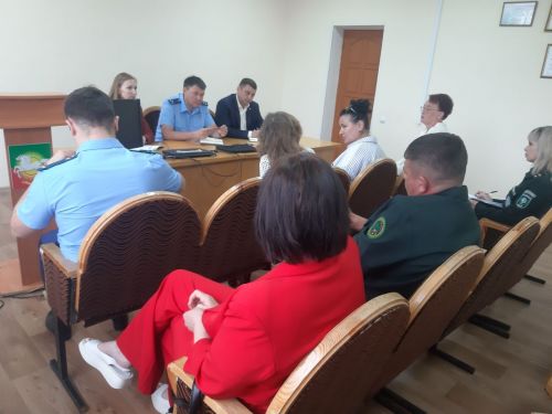 В Нурлате личный прием граждан провел природоохранный прокурор