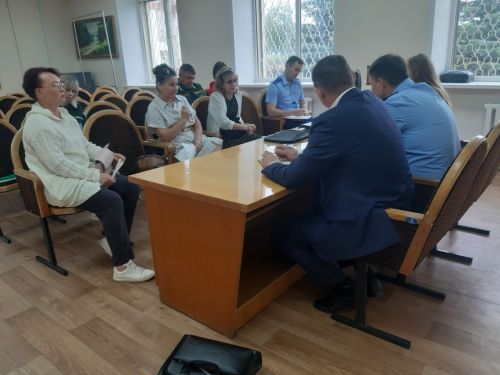В Нурлате личный прием граждан провел природоохранный прокурор