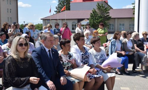 В Нурлате чествовали сотрудников социальных служб