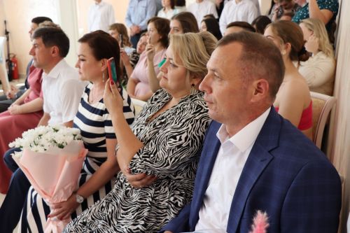 В Нурлате зарегистрировали сотый брак