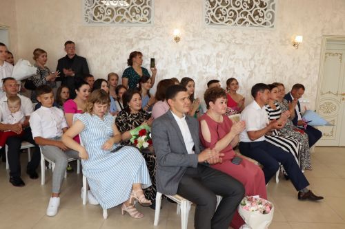 В Нурлате зарегистрировали сотый брак