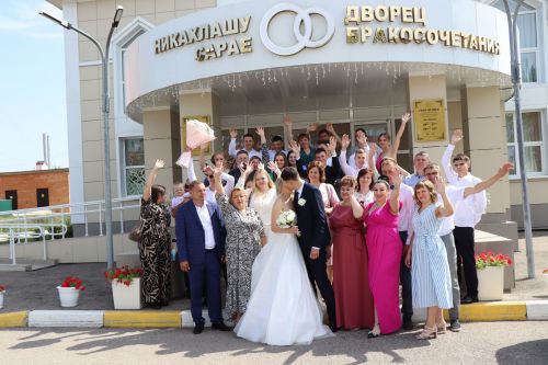 В Нурлате зарегистрировали сотый брак