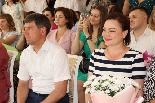 В Нурлате зарегистрировали сотый брак