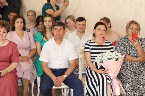 В Нурлате зарегистрировали сотый брак
