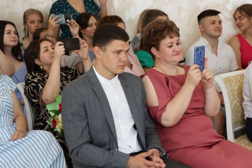 В Нурлате зарегистрировали сотый брак
