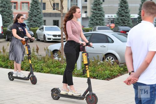 От возгорания электросамоката в московской квартире пострадали трое детей