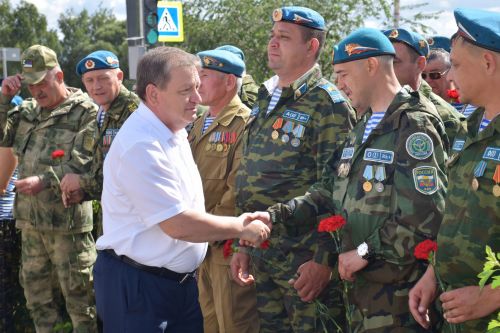 В Нурлате бойцы ВДВ отметили свой праздник