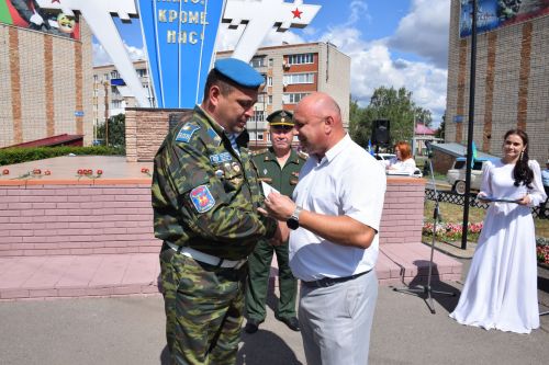 В Нурлате бойцы ВДВ отметили свой праздник