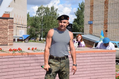 В Нурлате бойцы ВДВ отметили свой праздник