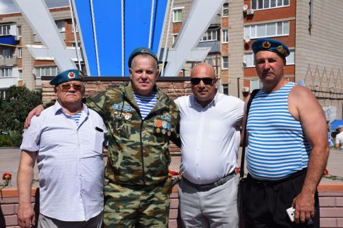 В Нурлате бойцы ВДВ отметили свой праздник