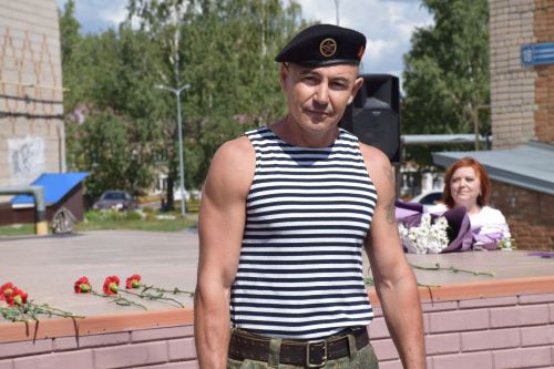В Нурлате бойцы ВДВ отметили свой праздник