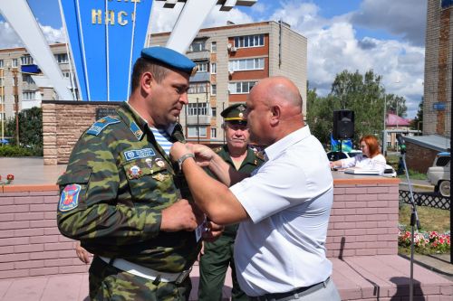 В Нурлате бойцы ВДВ отметили свой праздник
