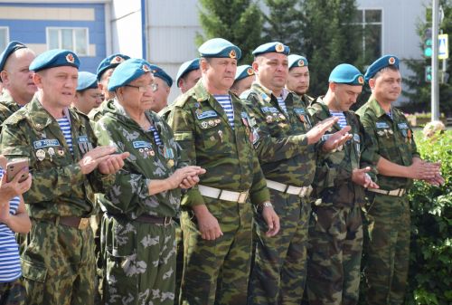В Нурлате бойцы ВДВ отметили свой праздник