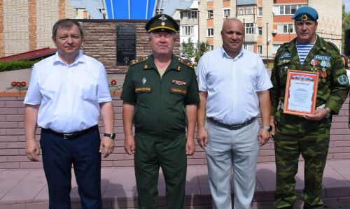 В Нурлате бойцы ВДВ отметили свой праздник
