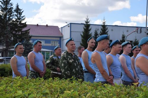 В Нурлате бойцы ВДВ отметили свой праздник