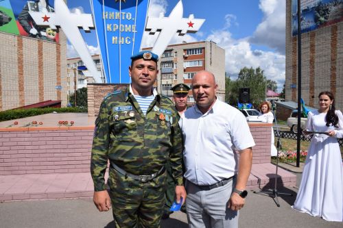 В Нурлате бойцы ВДВ отметили свой праздник