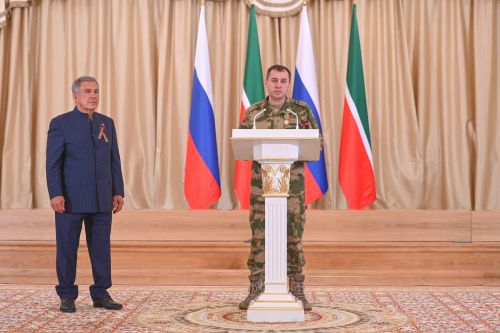 Четырех бойцов батальона «Алга» наградили медалью ордена «За заслуги перед Республикой Татарстан»