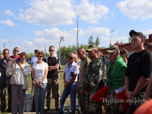 Еще 7 нурлатцев-контрактников отправились в зону СВО