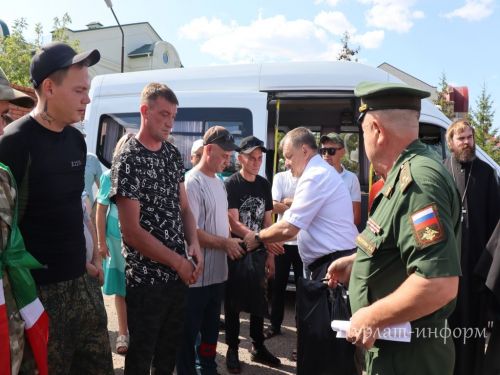Еще 7 нурлатцев-контрактников отправились в зону СВО