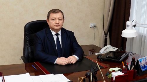 Дамир Ишкинеев поздравил нурлатских воспитателей с профессиональным праздником