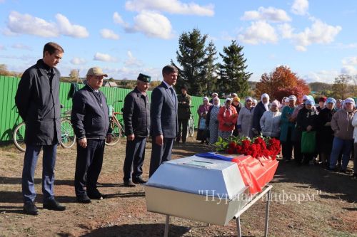 В Нурлатском районе простились с участником СВО Фанилом Амировичем Зиннуровым