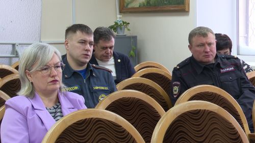 На заседании районной комиссии говорили о подготовке к крещенским купаниям
