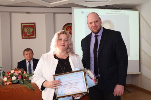 В Нурлате продолжаются встречи трудовых коллективов с руководством района