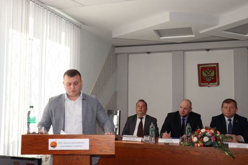 В Нурлате продолжаются встречи трудовых коллективов с руководством района