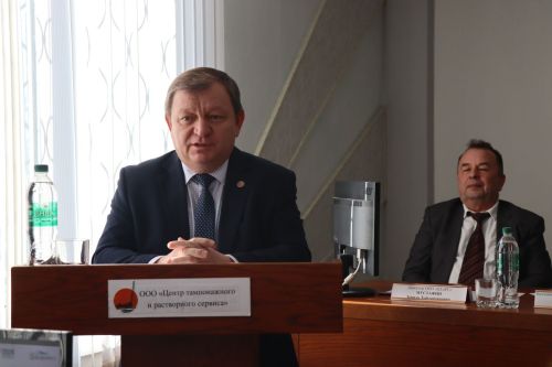 В Нурлате продолжаются встречи трудовых коллективов с руководством района