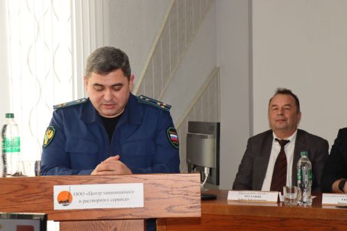 В Нурлате продолжаются встречи трудовых коллективов с руководством района