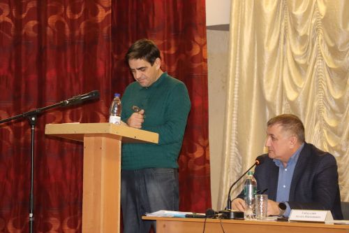 В Нурлатской гимназии состоялась очередная встреча руководителей района с жителями прилегающих микрорайонов