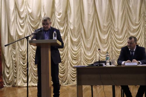 В Нурлатской гимназии состоялась очередная встреча руководителей района с жителями прилегающих микрорайонов