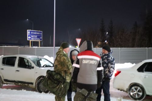 В Нурлате на контрактную службу проводили еще одну группу нурлатцев