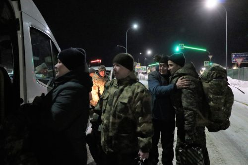 В Нурлате на контрактную службу проводили еще одну группу нурлатцев