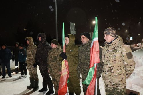 В Нурлате на контрактную службу проводили еще одну группу нурлатцев