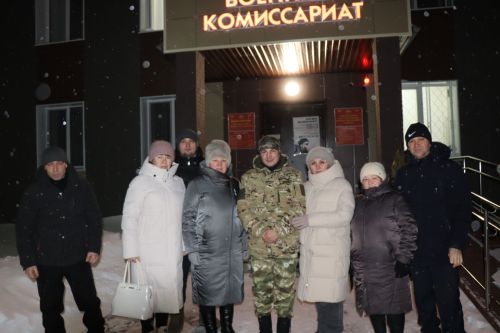 В Нурлате на контрактную службу проводили еще одну группу нурлатцев