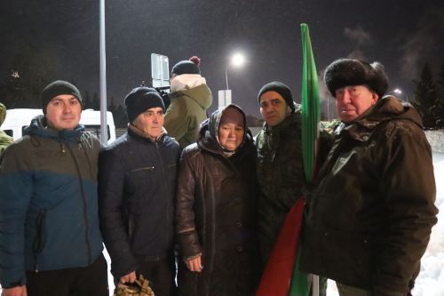 В Нурлате на контрактную службу проводили еще одну группу нурлатцев