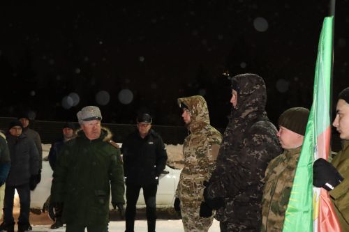 В Нурлате на контрактную службу проводили еще одну группу нурлатцев