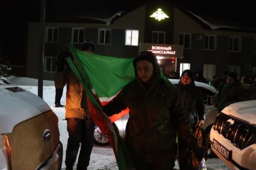 В Нурлате на контрактную службу проводили еще одну группу нурлатцев