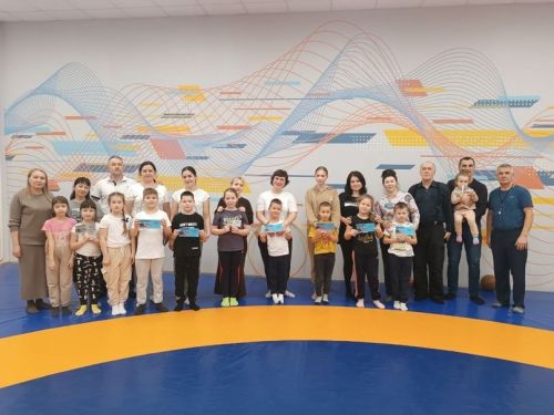 Большие семейные игры «Мама и я - спортивная семья!» прошли во Дворце спорта «Тулпар»