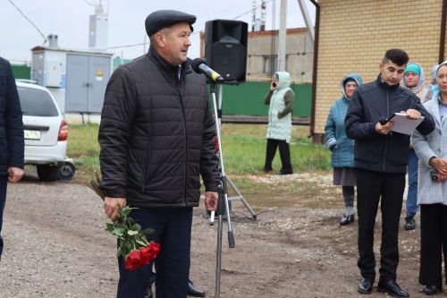 В Нижнем Нурлате простились с бойцом СВО