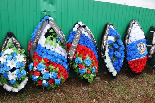 В селе Мамыково простились с героем специальной военной операции Морозовым Олегом Владимировичем