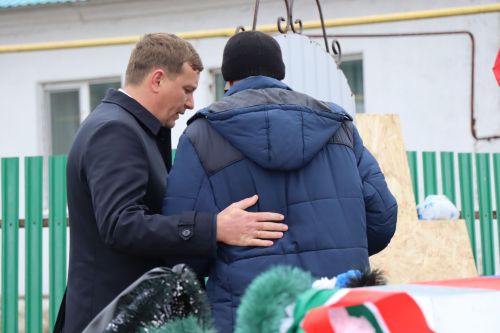 В селе Мамыково простились с героем специальной военной операции Морозовым Олегом Владимировичем