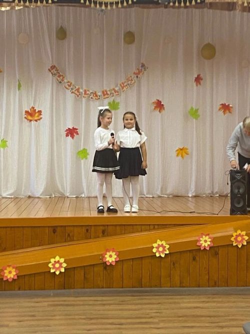 Юные артисты порадовали жителей Нурлатского дома-интерната
