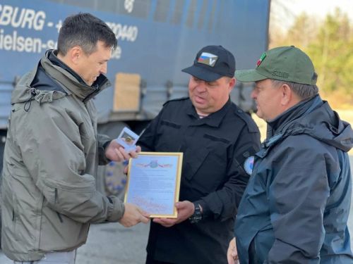 Дамир Ишкинеев совершил поездку в зону специальной военной операции с гуманитарной миссией